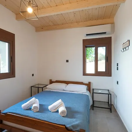 Mulberry Tree House * Pondi